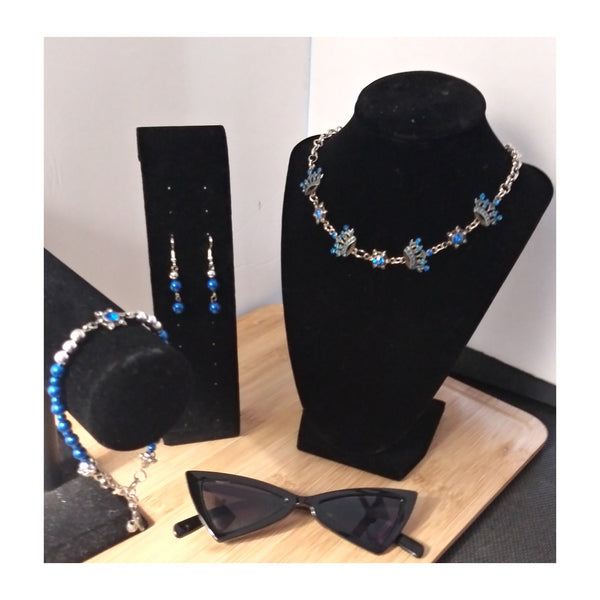 Trendy Royal Queen Blue Necklace Set.