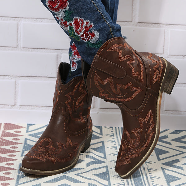 Trendy Cowgirl Floral Mid Heel Boots
