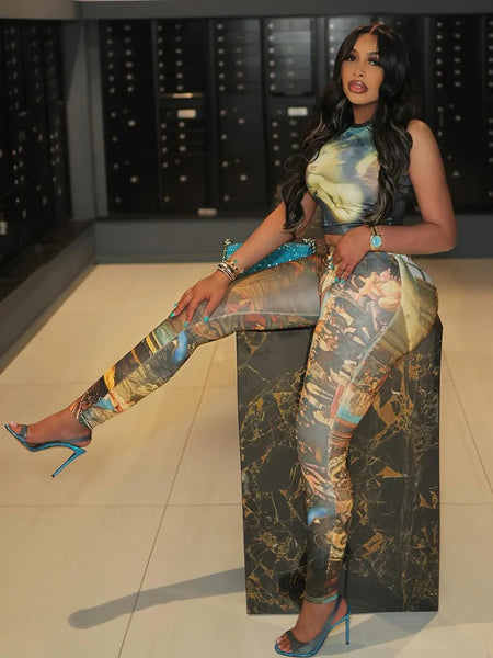 Trendy Two Piece Aesthetic Print Crop Top And Bottom Outfit