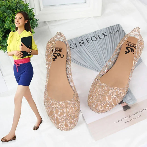 Trendy Hollow Out Fashion Crystal Sandals