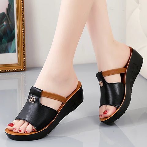 Trendy Retro Leather Wedge Open Toe Sandals