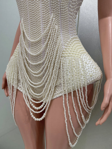 Trendy Pearl Halter Backless Bodysuit
