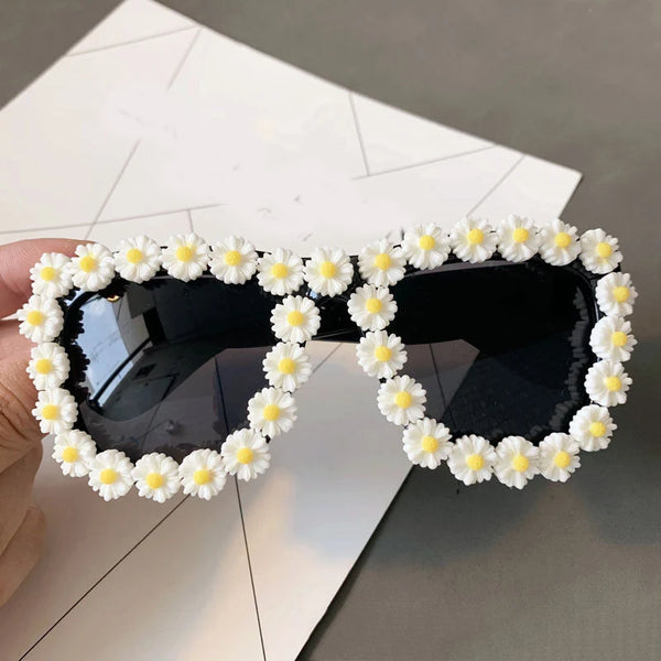 Charming Flower Fashion Cat Eye Sunglasses Women Oculos Vintage Cat Eyes Glasses Brand Designer Men Eyeglasses Shades UV400 O259