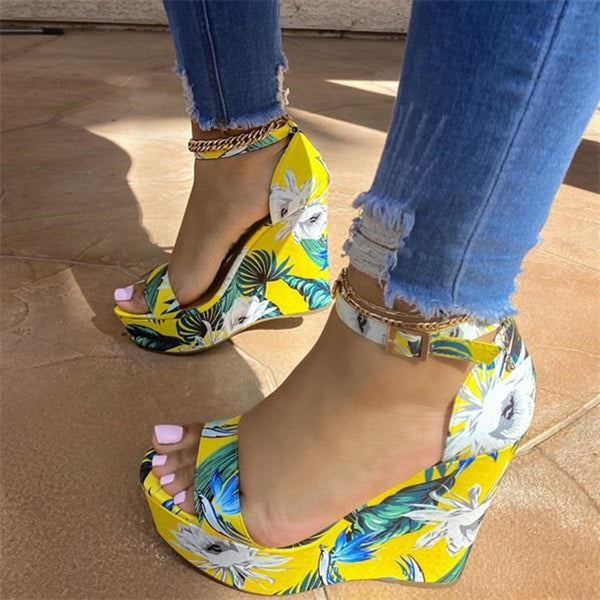 Trendy Floral Wedge Ankle Strap Sandals