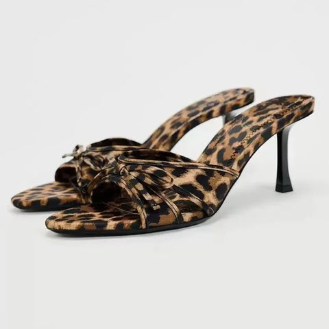Trendy One-strap  Leopard Print High-heeled Sandals