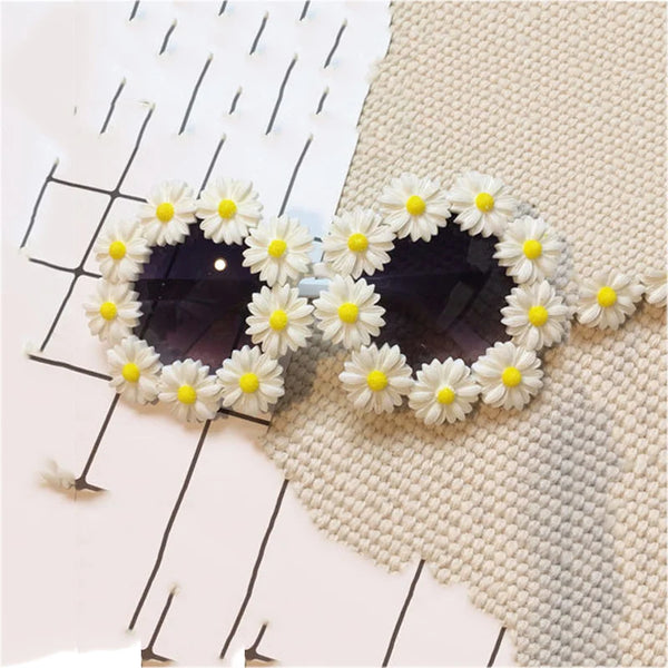 Charming Flower Fashion Cat Eye Sunglasses Women Oculos Vintage Cat Eyes Glasses Brand Designer Men Eyeglasses Shades UV400 O259