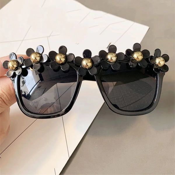Charming Flower Fashion Cat Eye Sunglasses Women Oculos Vintage Cat Eyes Glasses Brand Designer Men Eyeglasses Shades UV400 O259