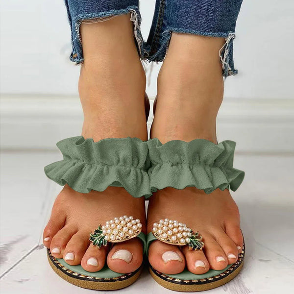 Trendy Pineapple Pearl Flat Sandals