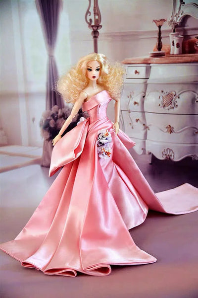 Trendy Trendsetter Doll Formal Evening Gown
