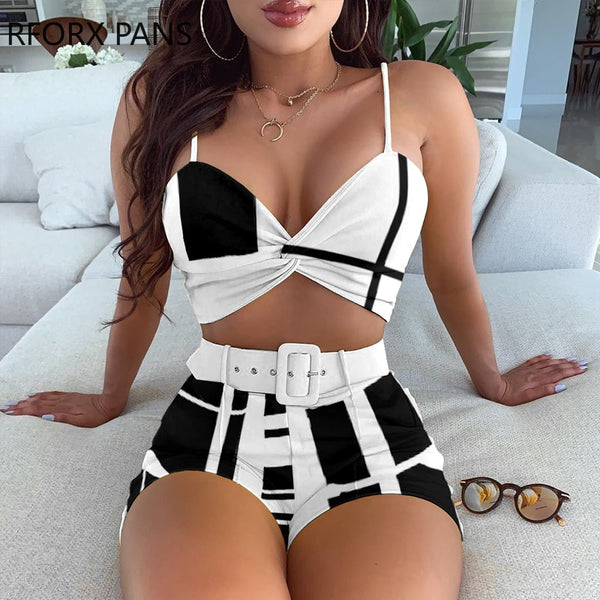 Trendy Black And White Twisted Crop Top And Bottom Set